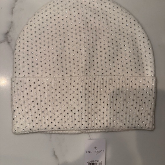 New Ann Taylor White Beanie with Silver Accents - Picture 3 of 6